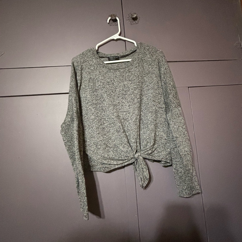 Women's Gray Tie-Front Top Size XL~